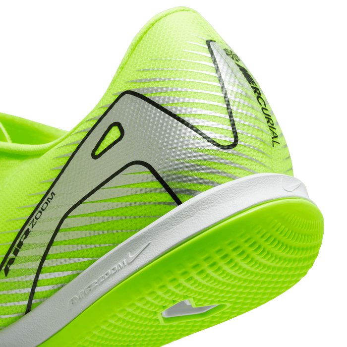 Nike Mercurial Vapor 16 Academy IC Indoor Football Shoes (Volt/Black)