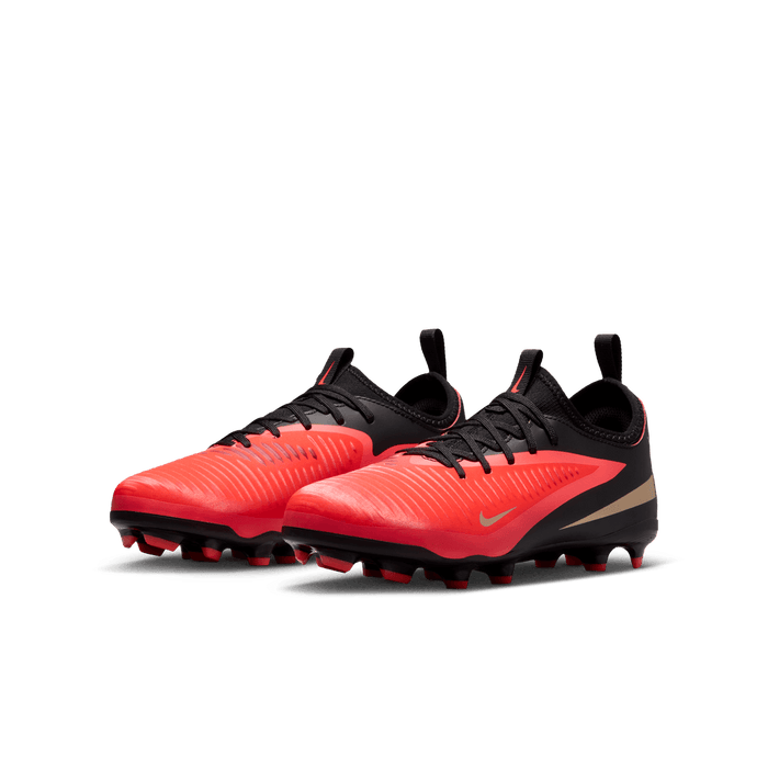Nike Jr. Phantom 6 Low Academy FG/MG junior football boot in bright crimson, blur and black - toe and forefoot