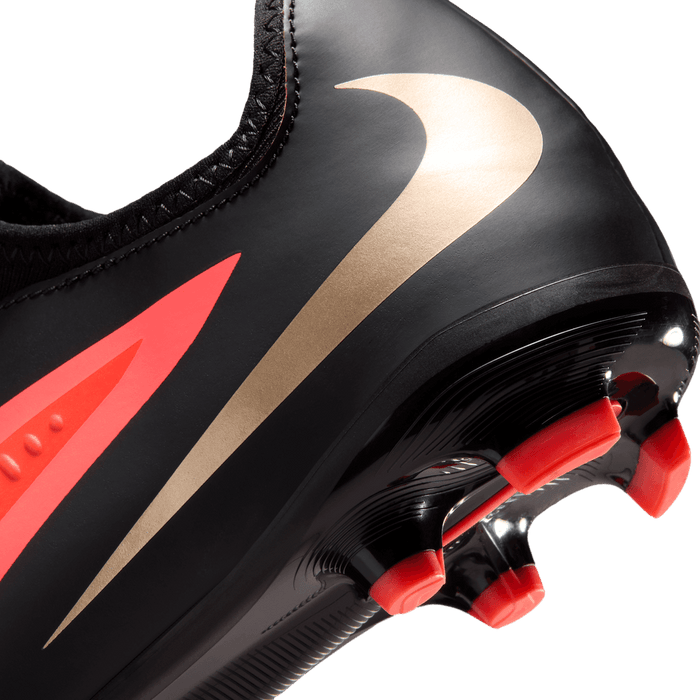 Nike Jr. Phantom 6 Low Academy FG/MG junior football boot in bright crimson, blur and black - close-up detail